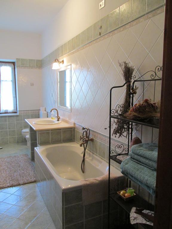 Agriturismo Arcobaleno Hotel Aramengo Bilik gambar